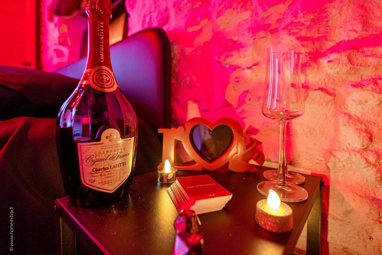 Love Room - Sauna - Secret Suite Au Calme Étampes Екстериор снимка