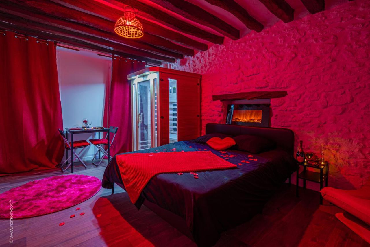 Love Room - Sauna - Secret Suite Au Calme Étampes Екстериор снимка