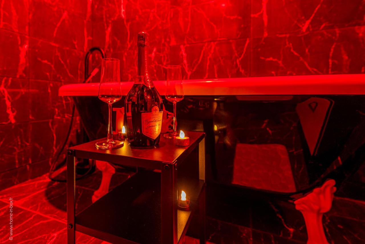 Love Room - Sauna - Secret Suite Au Calme Étampes Екстериор снимка