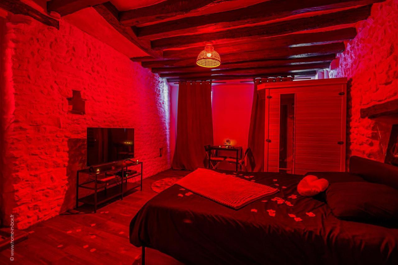 Love Room - Sauna - Secret Suite Au Calme Étampes Екстериор снимка