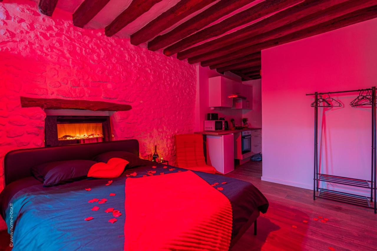 Love Room - Sauna - Secret Suite Au Calme Étampes Екстериор снимка